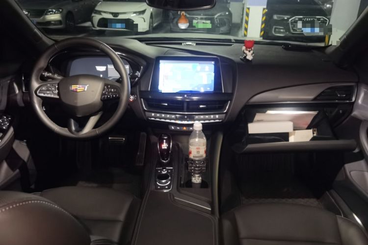 Used Cadillac CT5 2023 28T Prestige Model Center Console