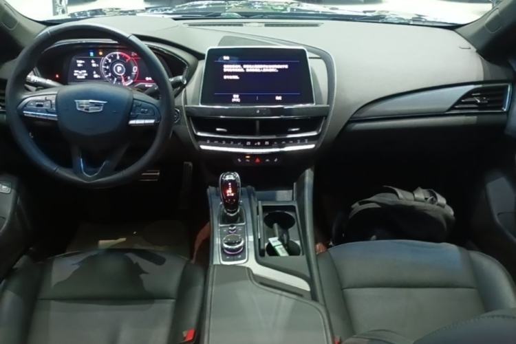 Used Cadillac CT5 2023 28T Prestige Model Center Console