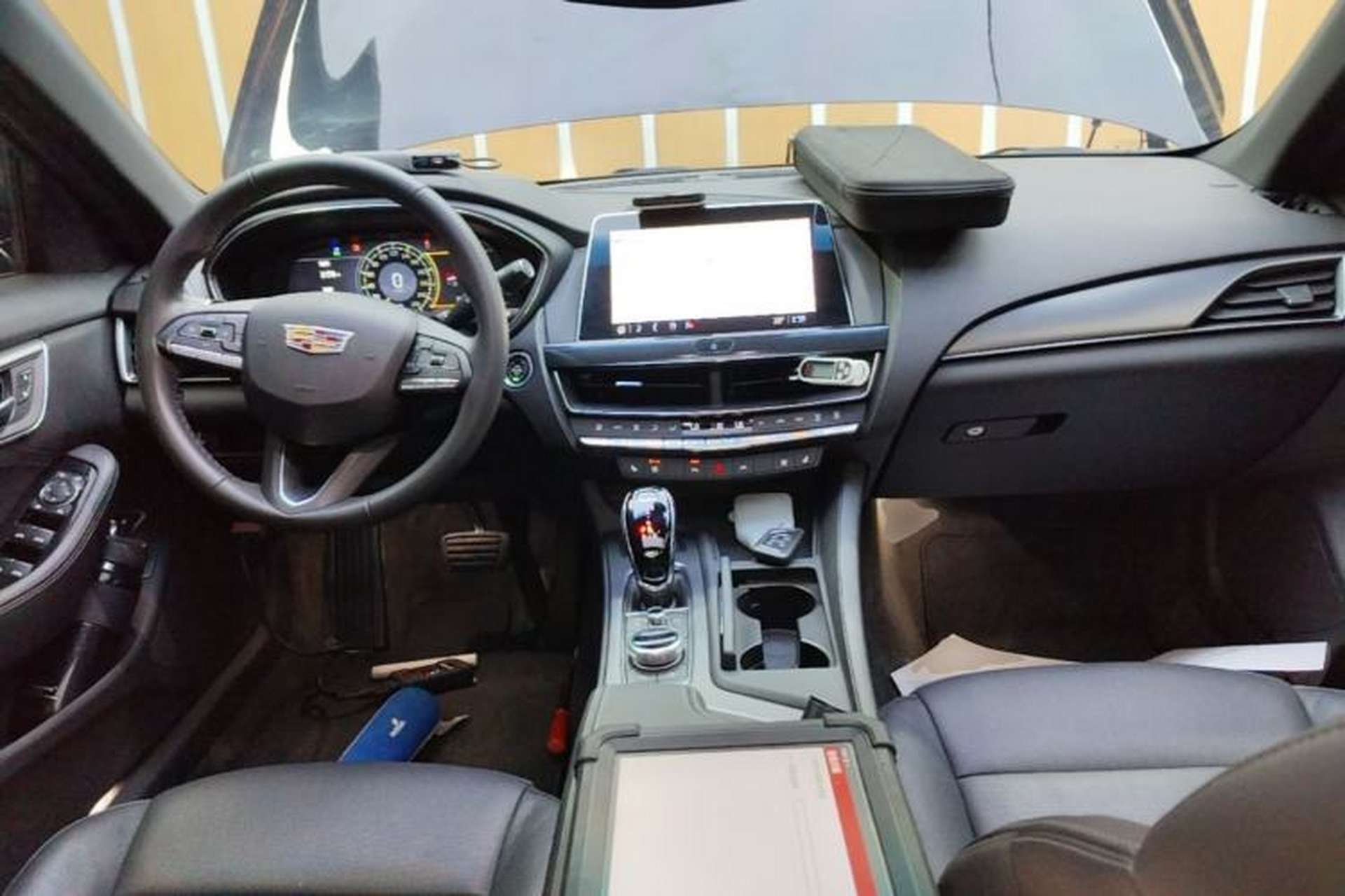 Used Cadillac CT5 2023 28T Luxury Edition (Standard Version) Center Console