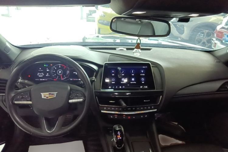 Used Cadillac CT5 2023 28T Luxury Edition (Standard Version) Center Console