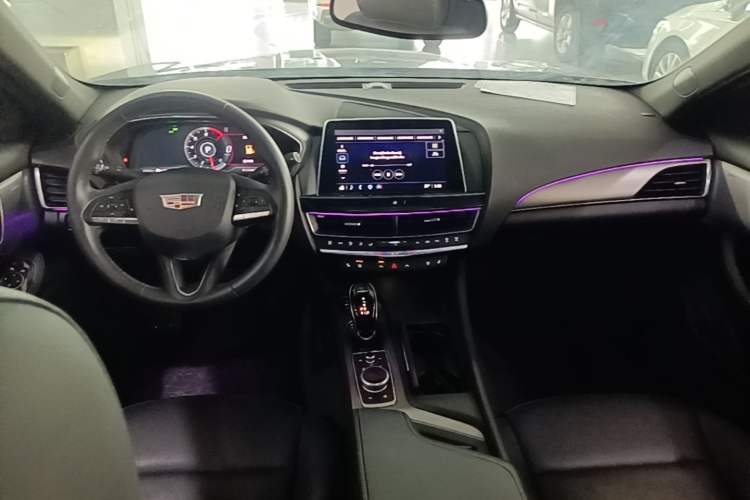 Used Cadillac CT5 2023 28T Luxury Edition (Standard Version) Center Console