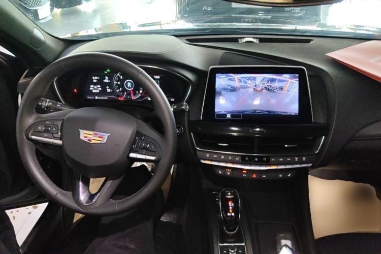 Used Cadillac CT5 2023 28T Luxury Edition (Standard Version) Center Console