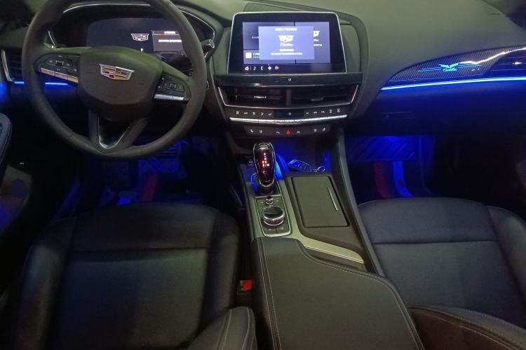 Used Cadillac CT5 2023 28T Luxury Edition (Standard Version) Center Console