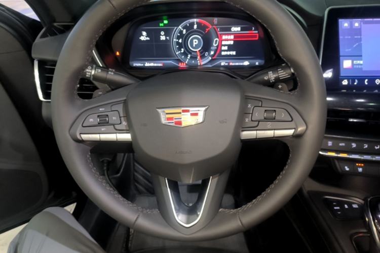 Used Cadillac CT5 2023 28T Luxury Edition (Standard Version) Center Console