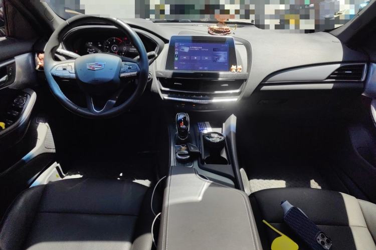 Used Cadillac CT5 2023 28T Luxury Edition (Standard Version) Center Console