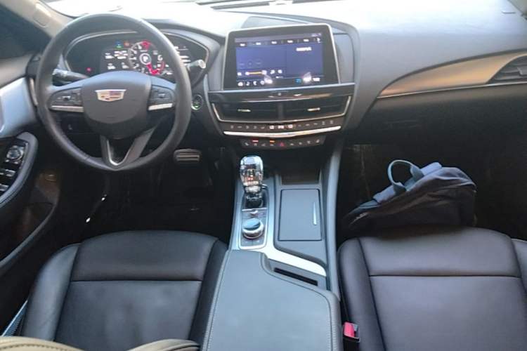 Used Cadillac CT5 2023 28T Prestige Model Center Console