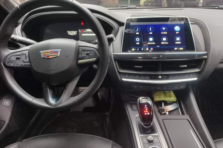 Used Cadillac CT5 2023 28T Luxury Edition (Standard Version) Center Console