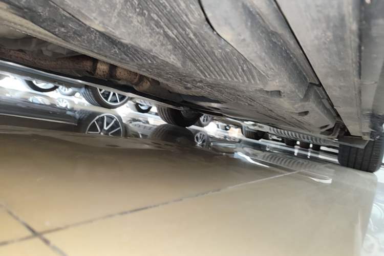 Used Cadillac CT5 2023 28T Prestige Model Chassis Front Left