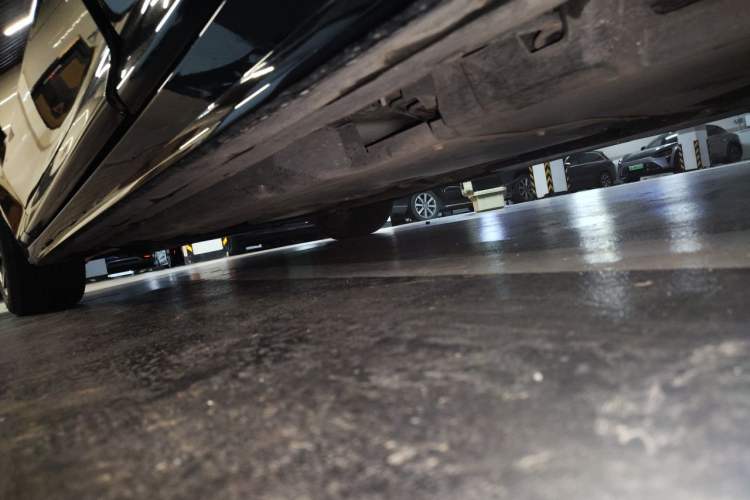 Used Cadillac CT5 2023 28T Prestige Model Chassis Rear Left
