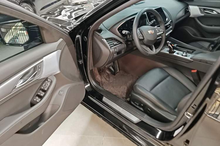 Used Cadillac CT5 2023 28T Luxury Edition (Standard Version) Driver Seat