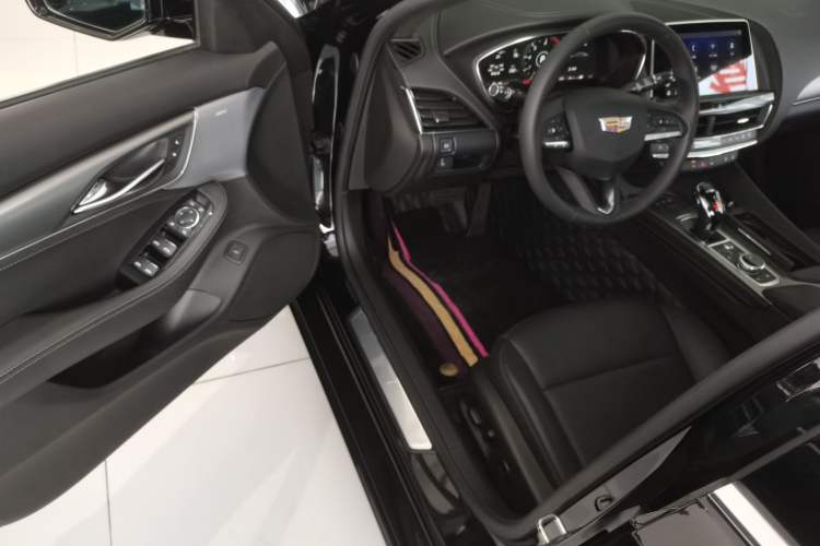 Used Cadillac CT5 2023 28T Luxury Edition (Standard Version) Driver Seat