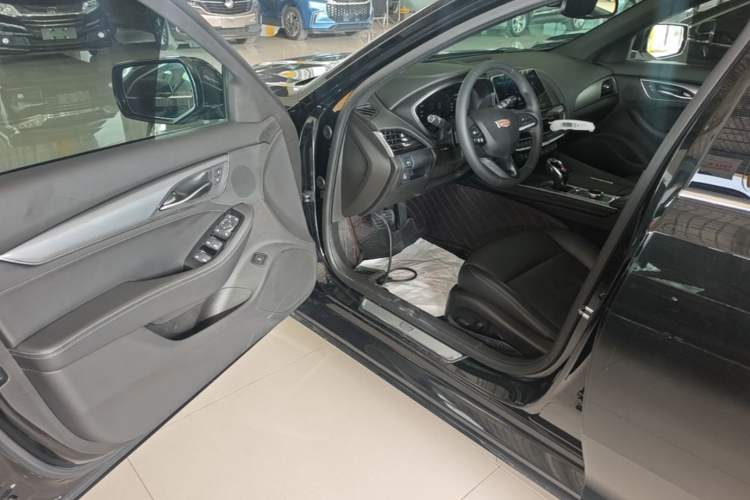 Used Cadillac CT5 2023 28T Luxury Edition (Standard Version) Driver Seat