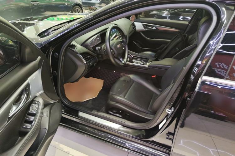 Used Cadillac CT5 2023 28T Luxury Edition (Standard Version) Driver Seat