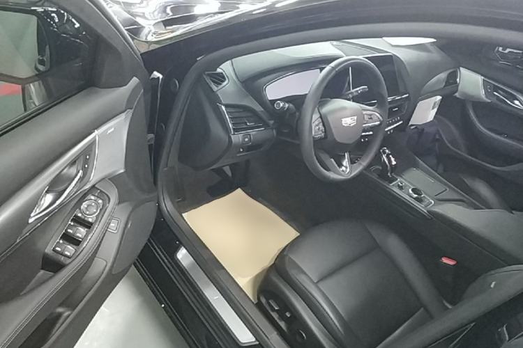 Used Cadillac CT5 2023 28T Luxury Edition (Standard Version) Driver Seat