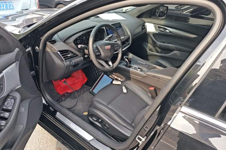 Used Cadillac CT5 2023 28T Luxury Edition (Standard Version) Driver Seat