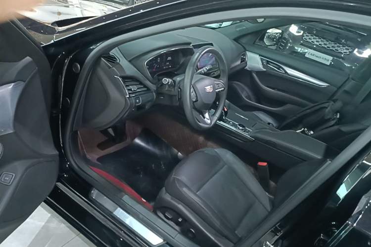 Used Cadillac CT5 2023 28T Luxury Edition (Standard Version) Driver Seat