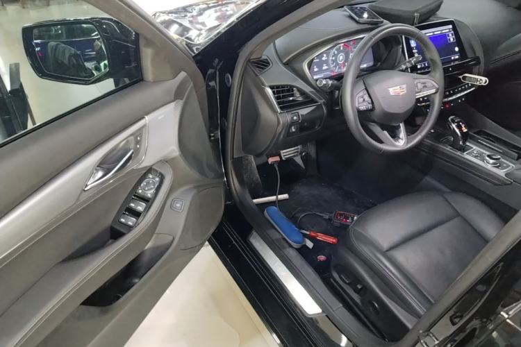 Used Cadillac CT5 2023 28T Luxury Edition (Standard Version) Driver Seat