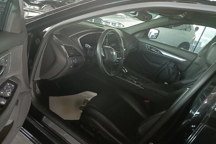 Used Cadillac CT5 2023 28T Luxury Edition (Standard Version) Driver Seat