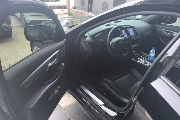 Used Cadillac CT5 2023 28T Luxury Edition (Standard Version) Driver Seat