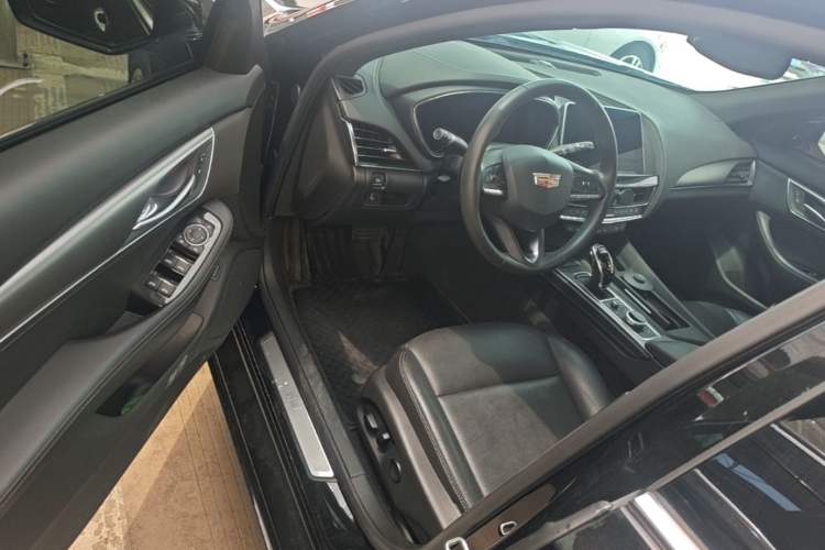 Used Cadillac CT5 2023 28T Luxury Edition (Standard Version) Driver Seat