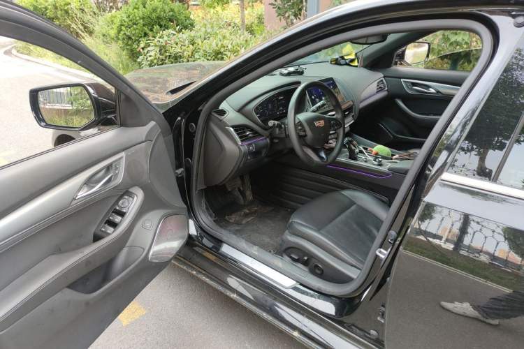 Used Cadillac CT5 2023 28T Luxury Edition (Standard Version) Driver Seat