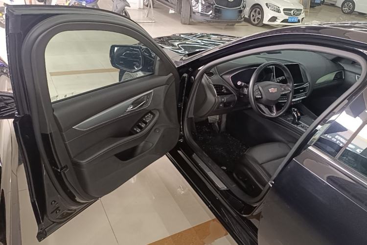 Used Cadillac CT5 2023 28T Luxury Edition (Standard Version) Driver Seat