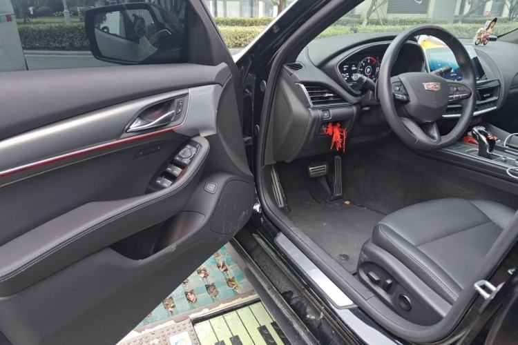 Used Cadillac CT5 2023 28T Prestige Model Driver Seat