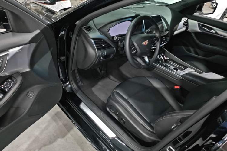 Used Cadillac CT5 2023 28T Luxury Edition (Standard Version) Driver Seat