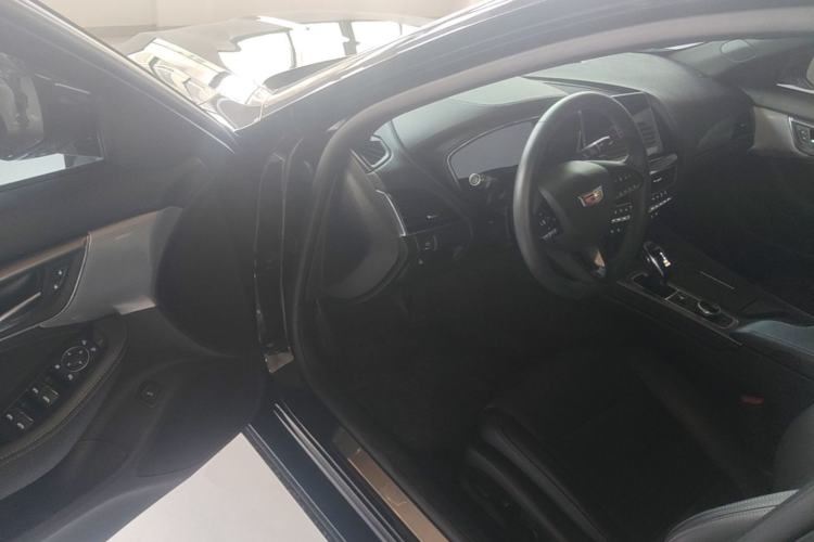Used Cadillac CT5 2023 28T Luxury Edition (Standard Version) Driver Seat