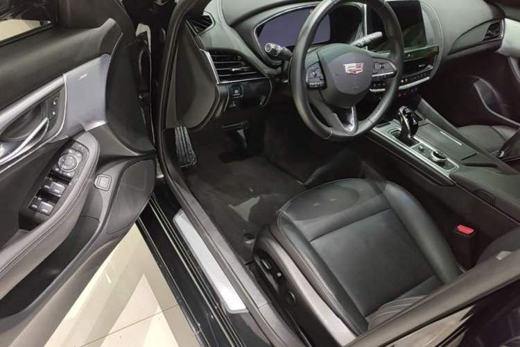 Used Cadillac CT5 2023 28T Luxury Edition (Standard Version) Driver Seat