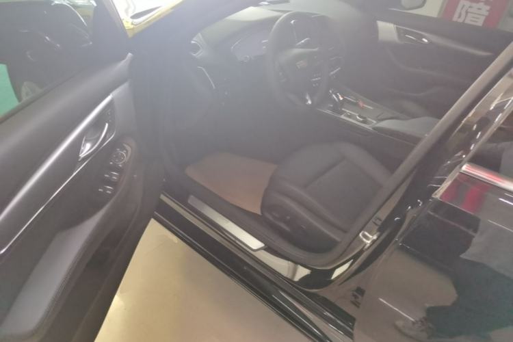 Used Cadillac CT5 2023 28T Luxury Edition (Standard Version) Driver Seat