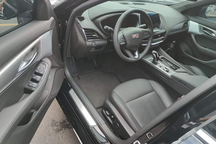 Used Cadillac CT5 2023 28T Luxury Edition (Standard Version) Driver Seat
