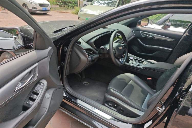 Used Cadillac CT5 2023 28T Luxury Edition (Standard Version) Driver Seat