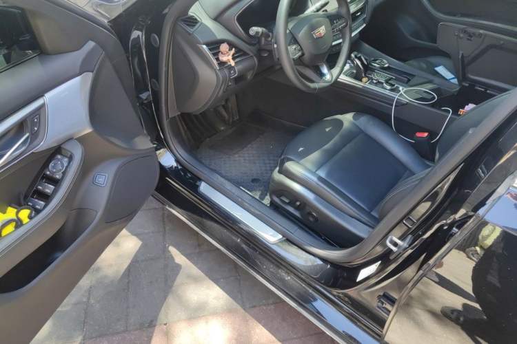 Used Cadillac CT5 2023 28T Luxury Edition (Standard Version) Driver Seat