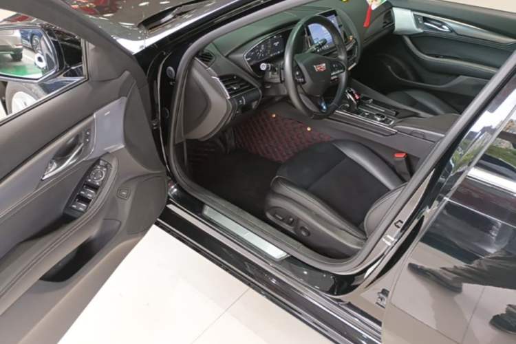 Used Cadillac CT5 2023 28T Luxury Edition (Standard Version) Driver Seat
