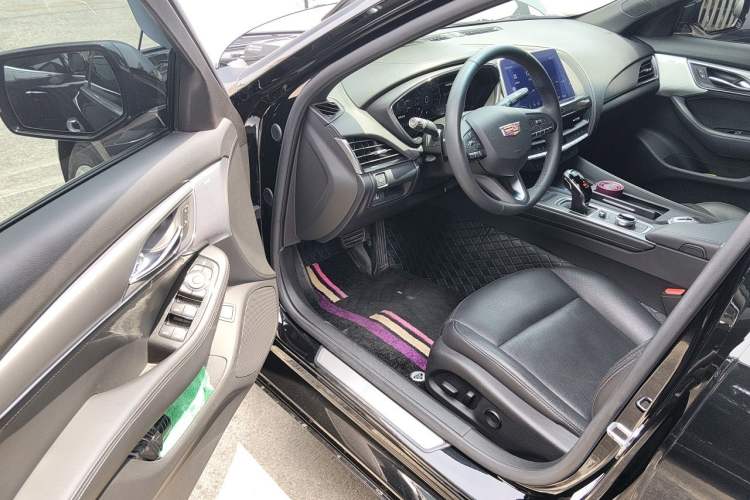 Used Cadillac CT5 2023 28T Luxury Edition (Standard Version) Driver Seat