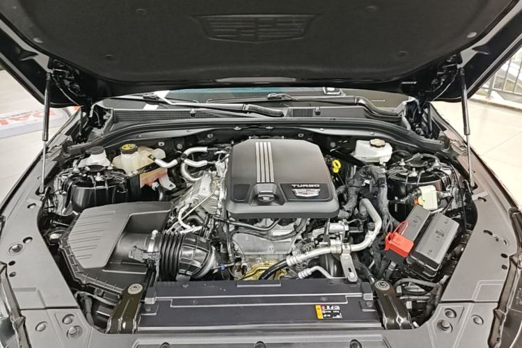 Used Cadillac CT5 2023 28T Luxury Edition (Standard Version) Engine Bay