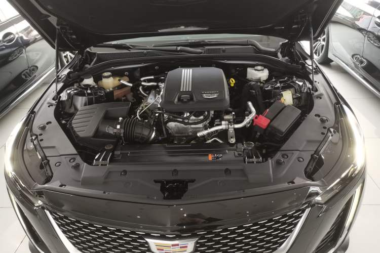 Used Cadillac CT5 2023 28T Luxury Edition (Standard Version) Engine Bay