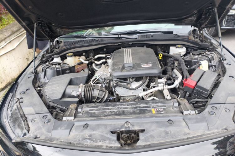 Used Cadillac CT5 2023 28T Prestige Model Engine Bay