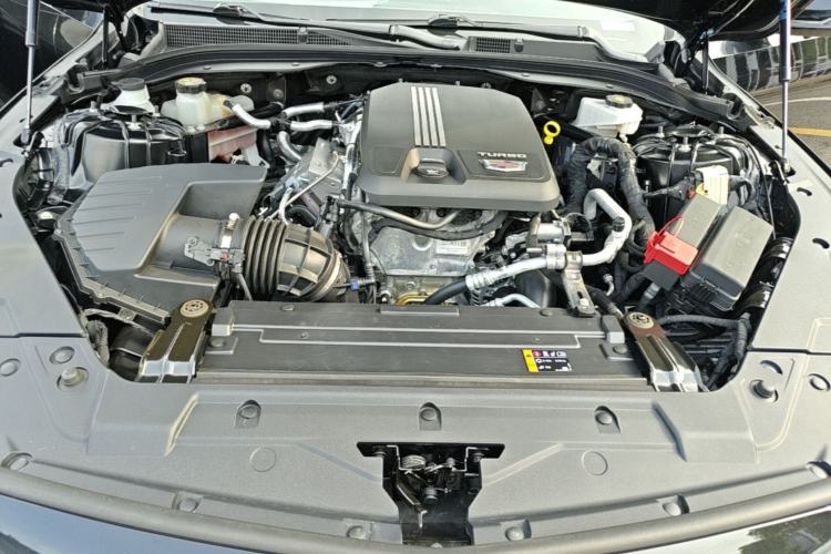 Used Cadillac CT5 2023 28T Luxury Edition (Standard Version) Engine Bay