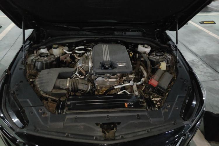 Used Cadillac CT5 2023 28T Luxury Edition (Standard Version) Engine Bay