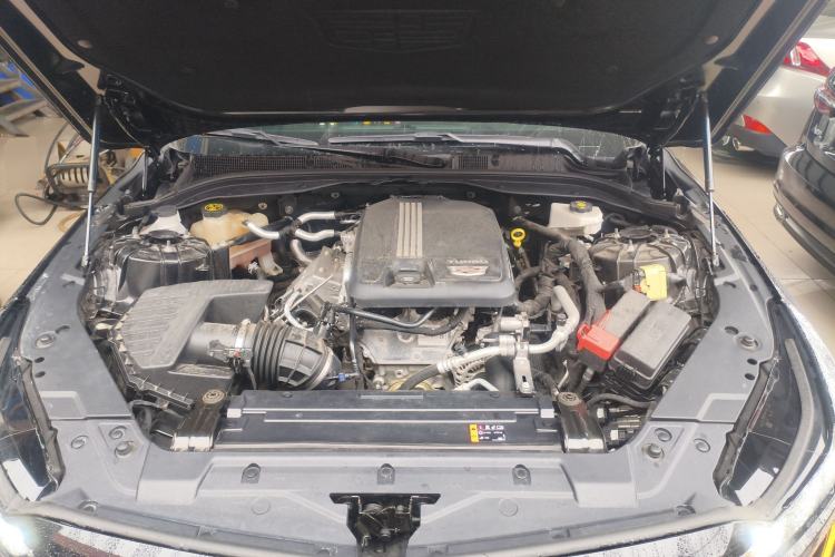 Used Cadillac CT5 2023 28T Luxury Edition (Standard Version) Engine Bay