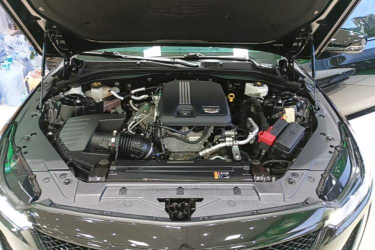 Used Cadillac CT5 2023 28T Prestige Model Engine Bay