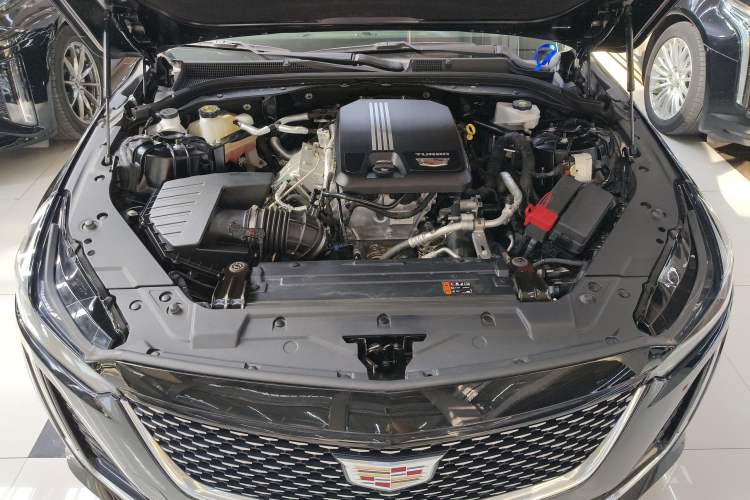 Used Cadillac CT5 2023 28T Luxury Edition (Standard Version) Engine Bay