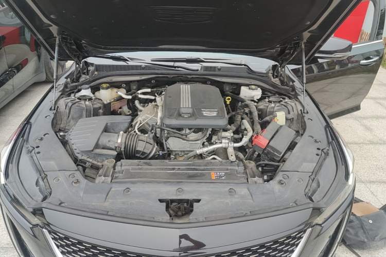 Used Cadillac CT5 2023 28T Luxury Edition (Standard Version) Engine Bay