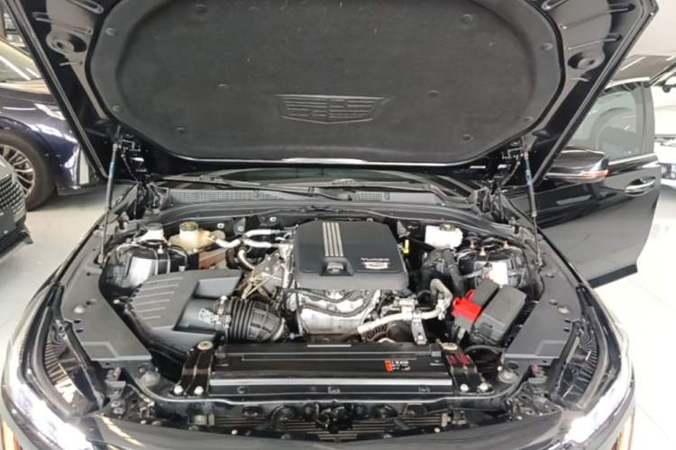 Used Cadillac CT5 2023 28T Luxury Edition (Standard Version) Engine Bay