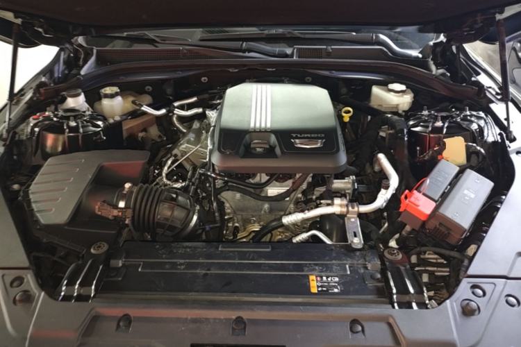 Used Cadillac CT5 2023 28T Luxury Edition (Standard Version) Engine Bay