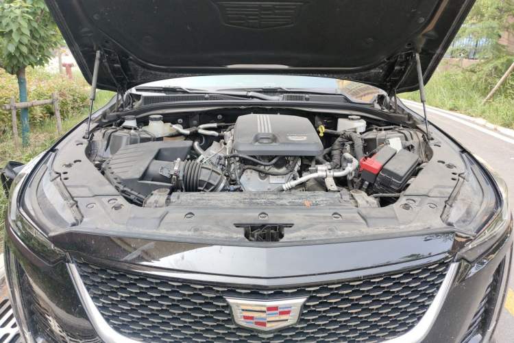 Used Cadillac CT5 2023 28T Luxury Edition (Standard Version) Engine Bay