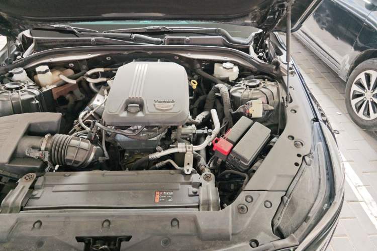Used Cadillac CT5 2023 28T Prestige Model Engine Bay Left