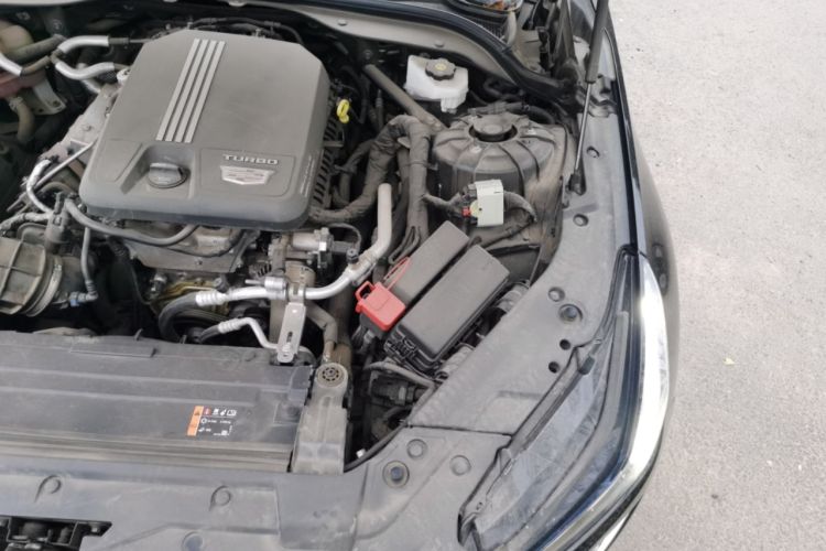 Used Cadillac CT5 2023 28T Luxury Edition (Standard Version) Engine Bay Left